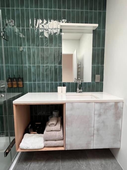 New Ample And Cozy One Bedroom Apt In Brooklyn At Rem-Casa New York Exteriör bild