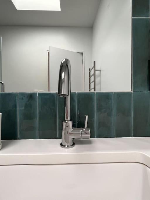 New Ample And Cozy One Bedroom Apt In Brooklyn At Rem-Casa New York Exteriör bild